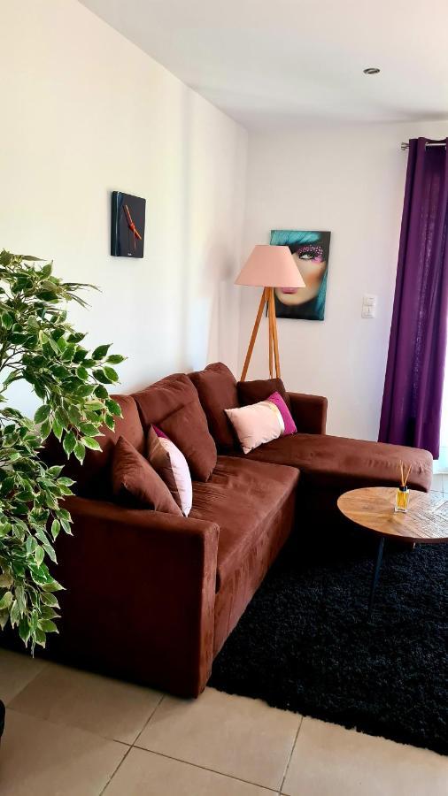 Appartement Caroline Сота Екстериор снимка