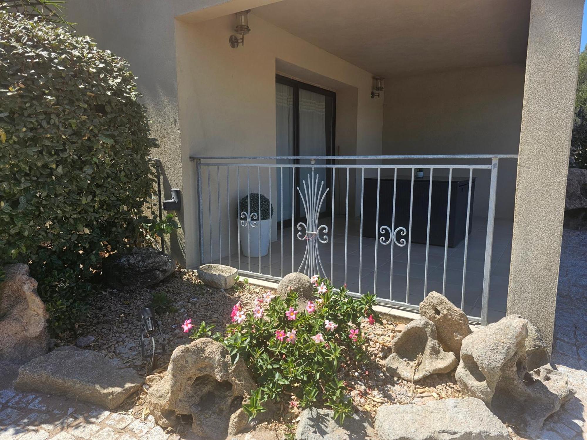Appartement Caroline Сота Екстериор снимка